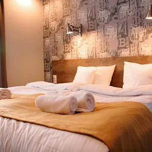 Marcopolo House 3*, Warsaw Poland